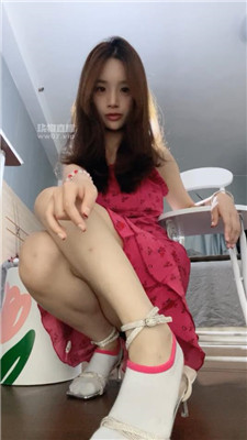 【香芋朱朱】每日一鹿之互动场高跟鞋与船袜    250528-19