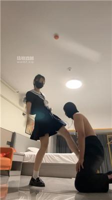 【敢敢】JK小主皮鞋白袜踩-狗链遛狗 JS250602-21