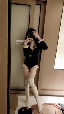 【米小糖】坐脸窒息-白丝诱惑-长靴踩踏 bf54715