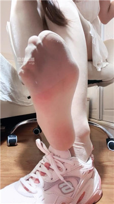 【黑心爱菜主子】早些丝袜贡畜训练    250619-3