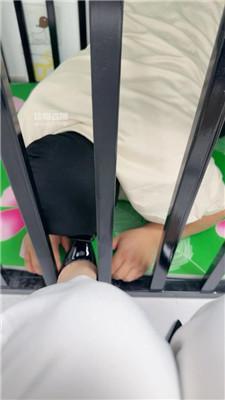 【小奕】囚禁狗笼脚喂食【双视角版】 JS250624-22