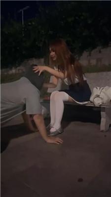 【知恩】户外-平底鞋白丝踩踏跟踪狂【双视角版】 bf54990