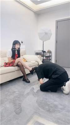 【困困】素人S-皮鞋白丝+黑丝踩虐【双视角版】 bf55215