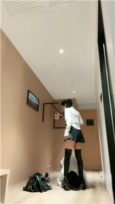 【苏老师】长靴女神碾压踩-抽打 JS250720-9