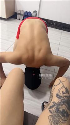 【小凤梨】双S-对着女神的鞋磕头【双视角版】 JS250729-14