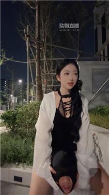 【冰月】户外公开处刑跟踪狂 bf56135