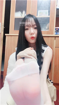 【女神mio】孤儿专属粗口诅咒乳母    250804-12