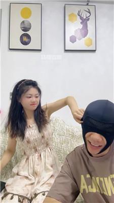 【狗哥】手捂窒息-美腿碾压踩踏-抽耳光 JS250819-7