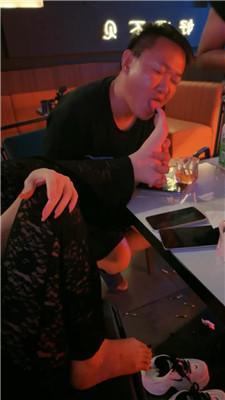 【小晔】酒馆舔陪酒小妹的jio JS250819-25