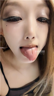 【AIU】口水臀炸    250906-1