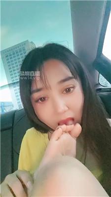 【Coco-女M】车内强迫闺蜜舔脚丫 JS250911-13