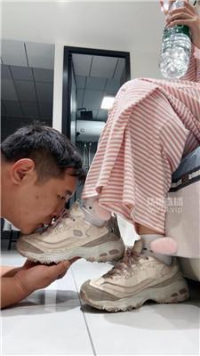 【艾斯s】脏臭棉袜调贱奴 JS250917-8