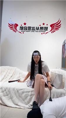 【瑶瑶】酸臭丝袜小皮鞋蹂躏 JS250918-3