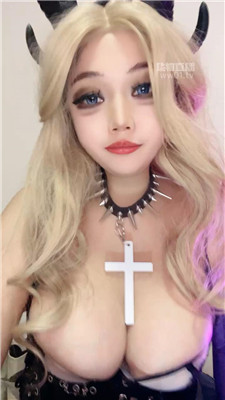 【蛇妈】金发碧眼妈咪    250929-20