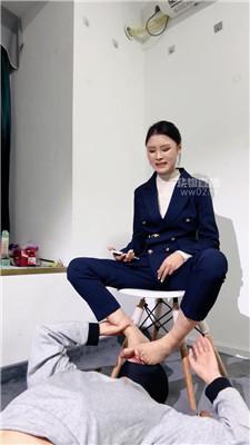 【木万】白领S的脚下奴隶 JS251025-19