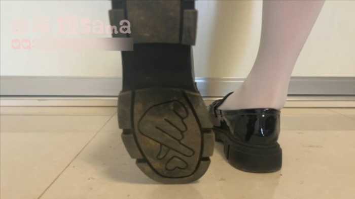 白丝小皮鞋踩小蛋糕 JS251105~6