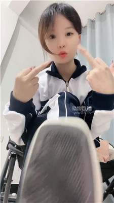 【奈奈大人】女学生乳母爆骂    251114-16