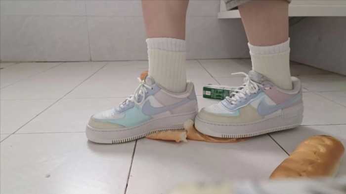 af1踩面包牛奶 JS251123~7