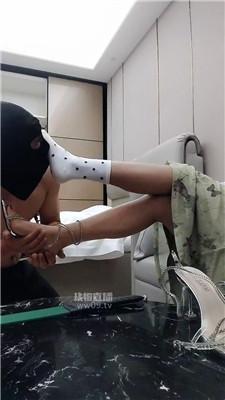【果冻】气质女神的脚下骚奴 JS251205-13