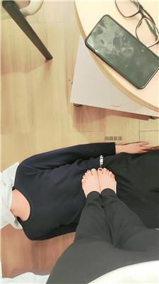 【青青】玉足踩虐地毯奴 JS251206-12