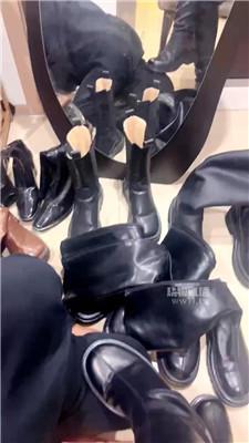【小丸子】物化人体擦鞋器 JS251218-17