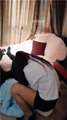 【百合夫妻主】面具女神虐杀脚下奴 JS251231-15