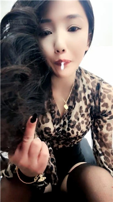 【墨轩】黑丝美臀胯下诱惑    260122-23