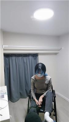 【爱学习的精神小妹】白袜脚玩虐废物奴 JS260129-5