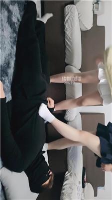 【梓涵S】双S-白棉袜踩贱奴 JS260130-4