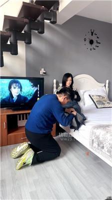 【伊潼】下跪伺候主子晨起 JS260302-38