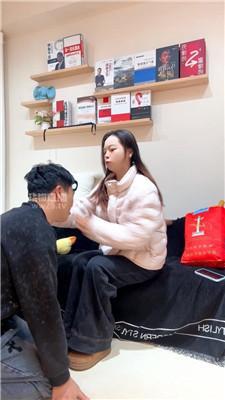 【刘二狗】尝试开发05女大 JS260317-22