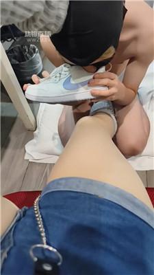 【蓝月大人】新的一年第一个直播奴 JS260321-17