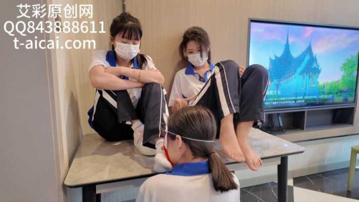 『chnnsct1818』体育课后暴臭汗脚真实羞辱开发女同学 YC-260325