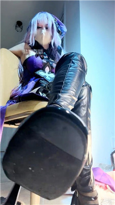 【奶味小仙女】黑天鹅训狗日常    260328-13