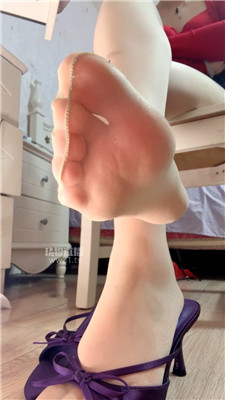 【咬猫】乳母绿母剧情    260420-33