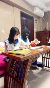TL65431 童瑶】剧情男同学偷闻脏鞋被开发成狗37分