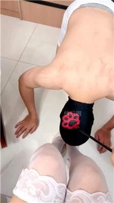 【广州上课找我】内裤套头-白丝-磕头求虐   JS261010-31