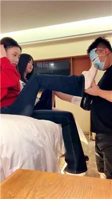 【芮芮】带女m调教贱狗 bf62145